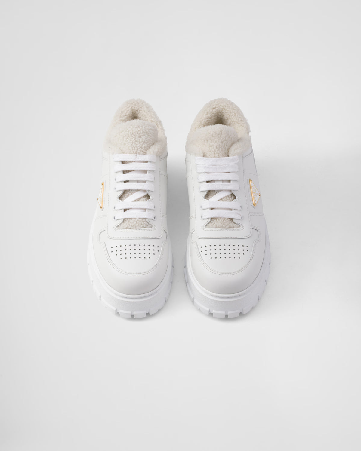 Leather laced sneakers