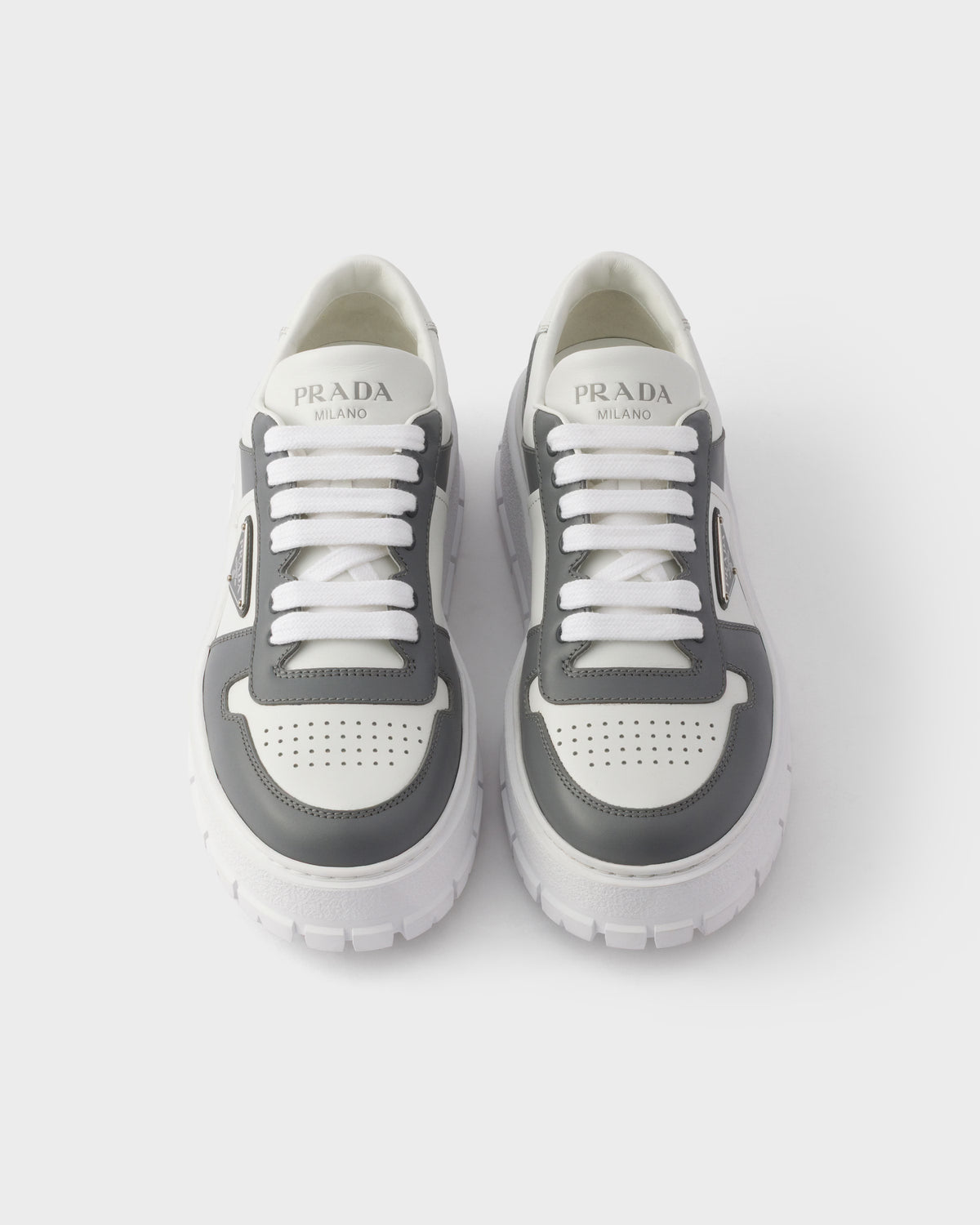 Leather sneakers