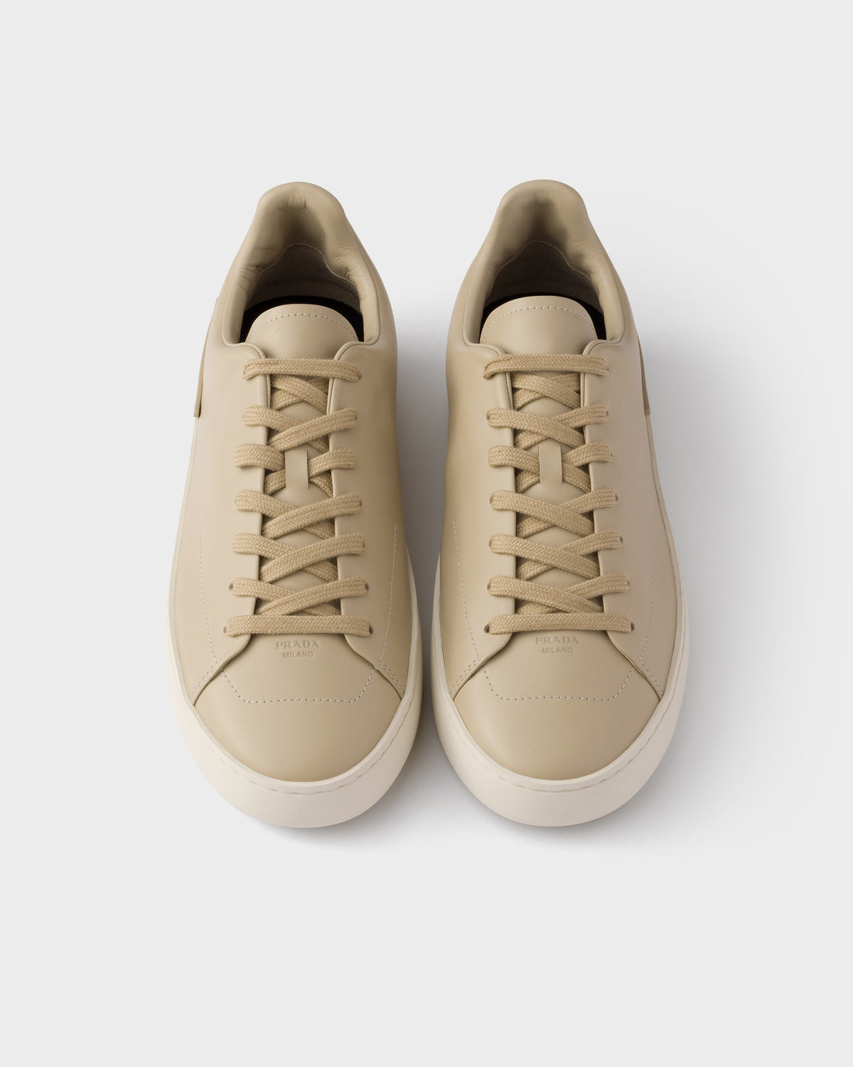 Court leather sneakers